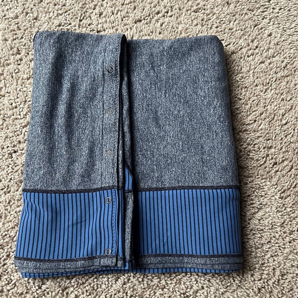 Lululemon Multi-Way Vinyasa Infinity Scarf Snap Button Knitted - Blue